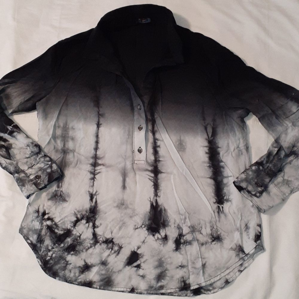 Rock Republic Tie Dyed Ombre LS ½ Button Shirt S‎
